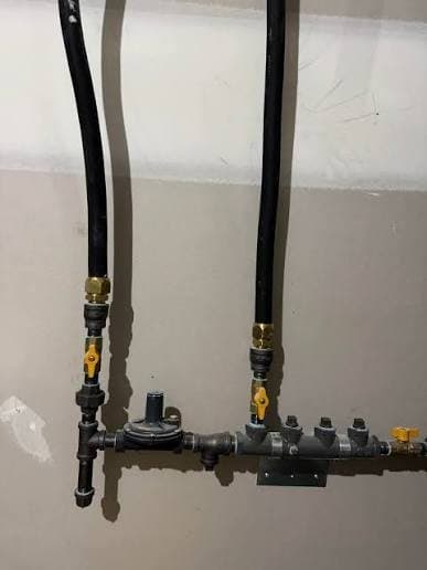 Appliance connections — Regulator + flex lines